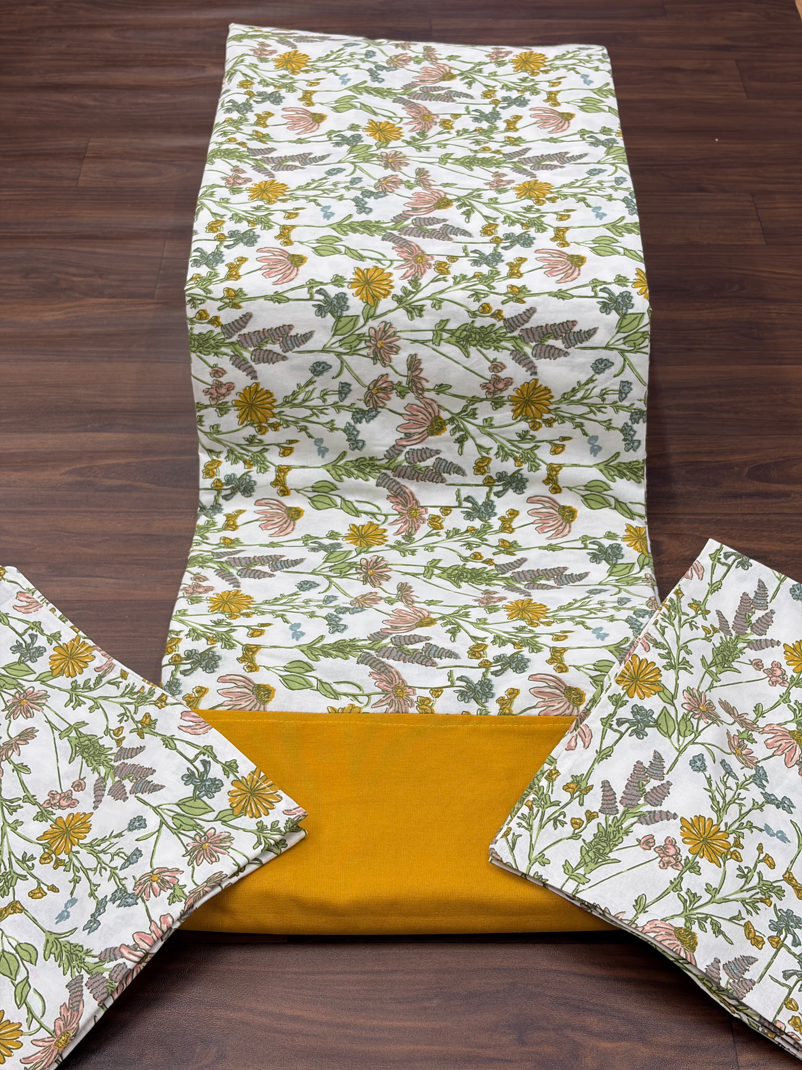 Cotton Border Bedsheet King 100x110 Inch