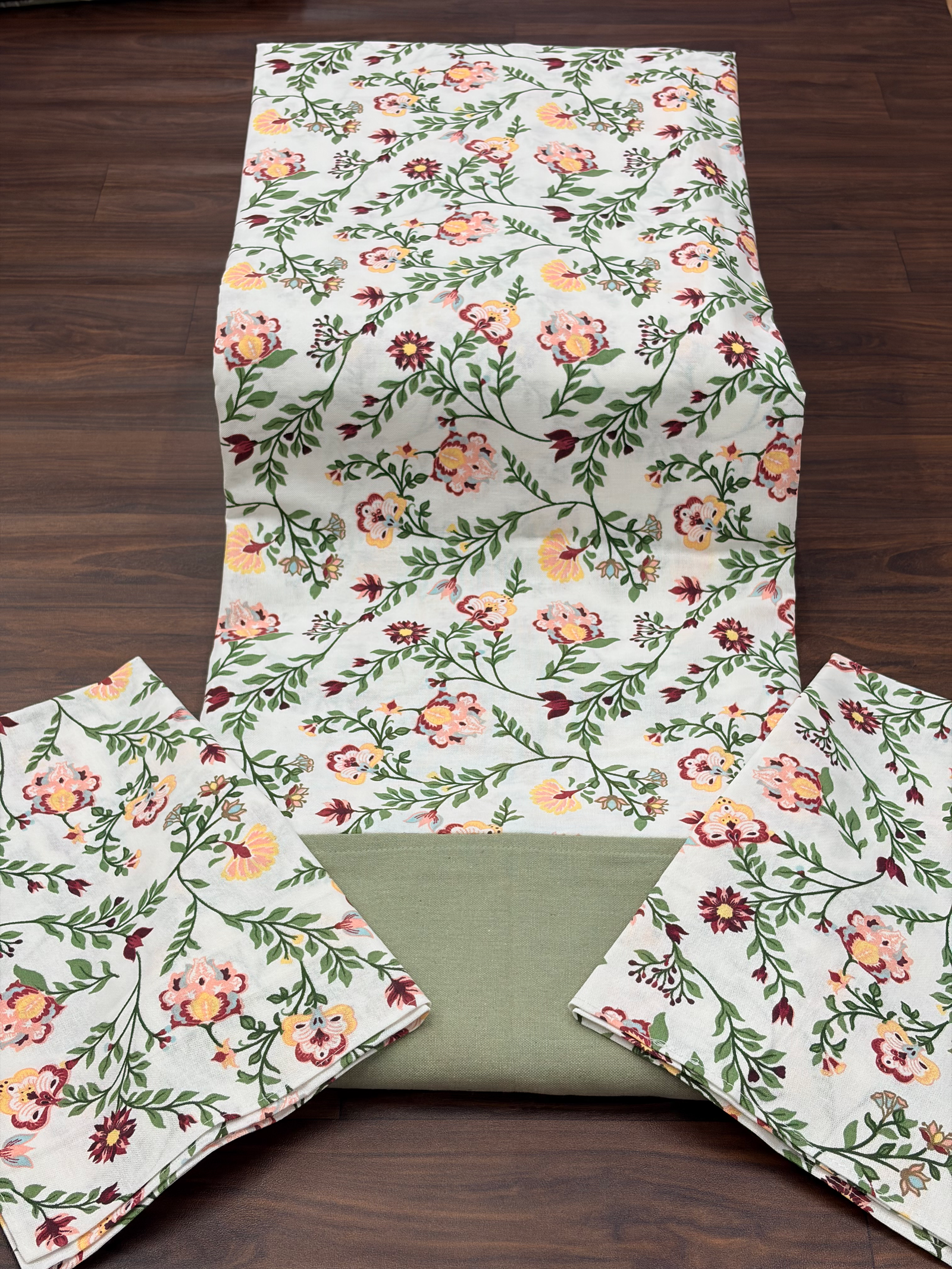 Cotton Border Bedsheet King 100x110 Inch