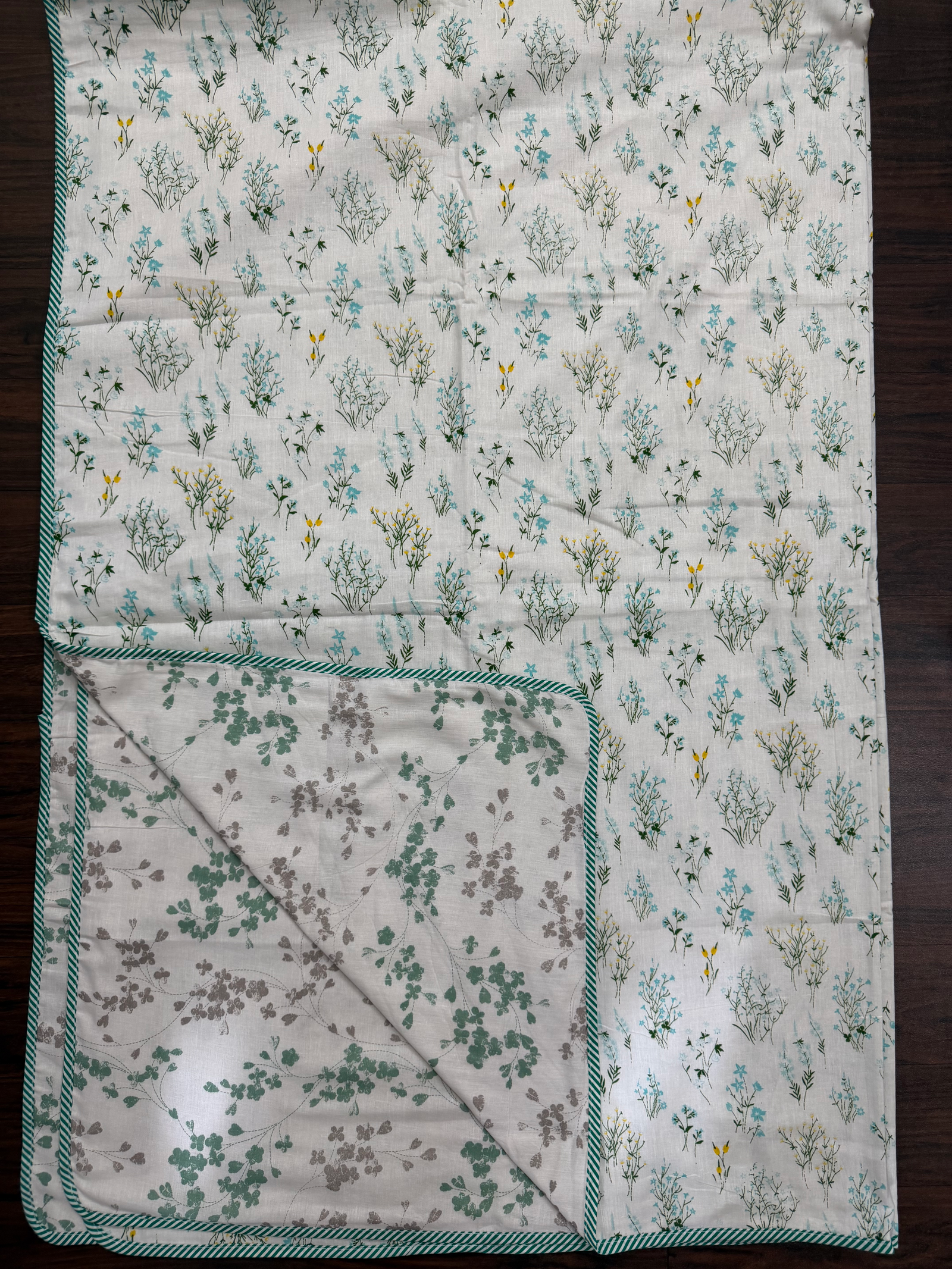 Mulmul cotton Dohar – Royal Mantel