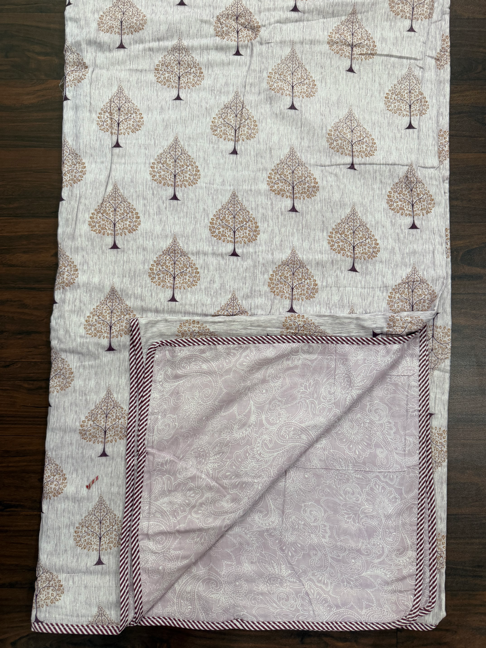 Mulmul cotton Dohar – Royal Mantel